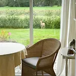 Cozy Summer House Near Kattegat